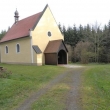 p�r metr� od hranic-  kostel St. Nikolaus